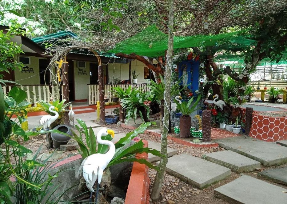 Ennas Place Корон Екстериор снимка